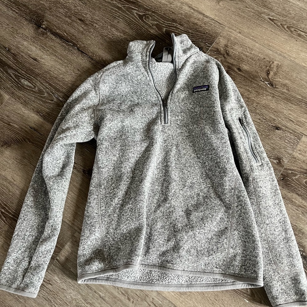 Womens Patagonia pull over